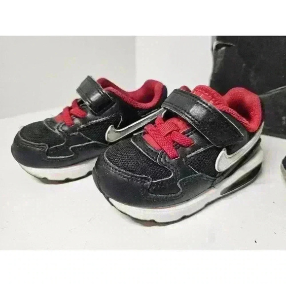 3 Pairs Kids Nike Shoes Jordan Retro - Air Max - TD Retro 6 - Picture 7 of 8